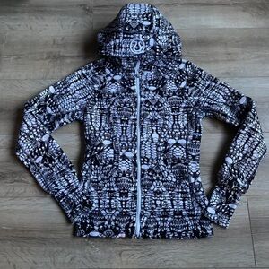 Lululemon Scuba hoodie zipup Nesting Black Bird / Ghost size 4